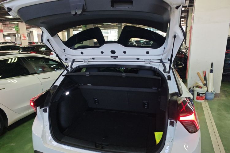 名爵 MG4 EV 2022款 425km 豪华版机舱底盘23