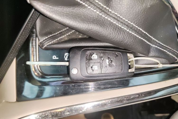 别克 英朗 2017款 15N 自动精英型中控内饰7001