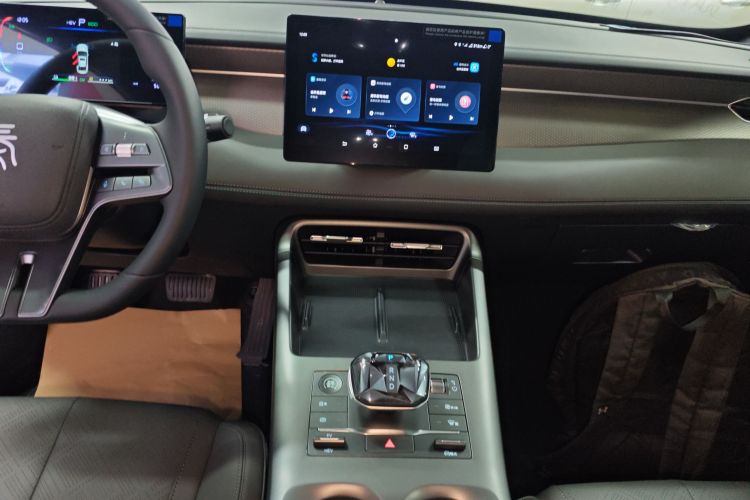 比亚迪 秦PLUS 2025款 DM-i 智驾版 55KM领先型中控内饰16