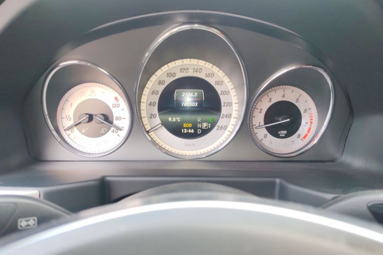 奔驰GLK级 2015款 GLK 260 4MATIC 时尚型 极致版中控内饰14