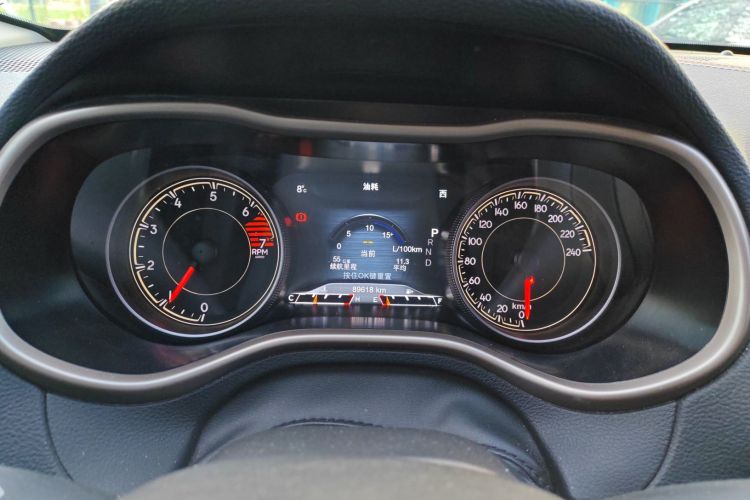 Jeep 自由光 2016款 2.4L 75周年致敬版中控内饰14