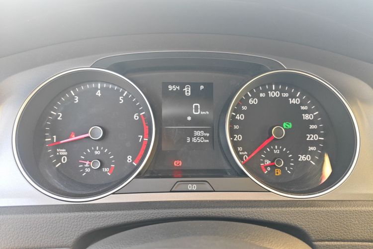 大众 高尔夫 2016款 1.6L 自动时尚型局部细节14