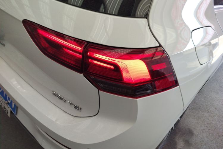 大众 高尔夫 2023款 改款 280TSI DSG Pro车身外观9