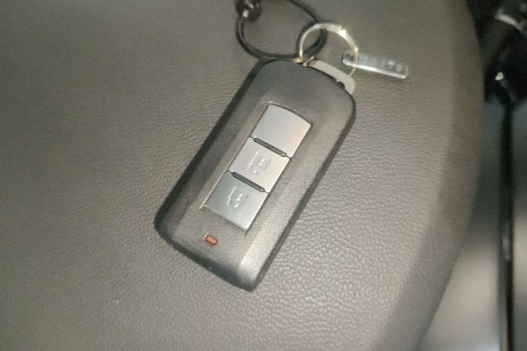 三菱 劲炫ASX 2018款 2.0L CVT两驱尊享版中控内饰7001