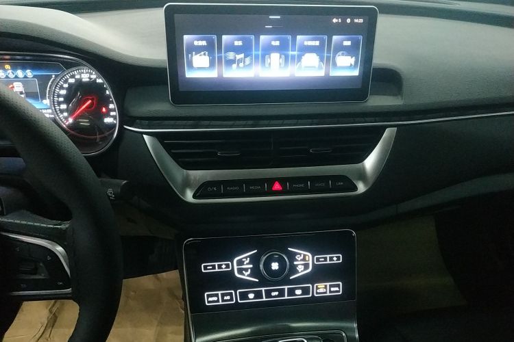 红旗H5 2020款 1.5T DCT旗韵版局部细节16