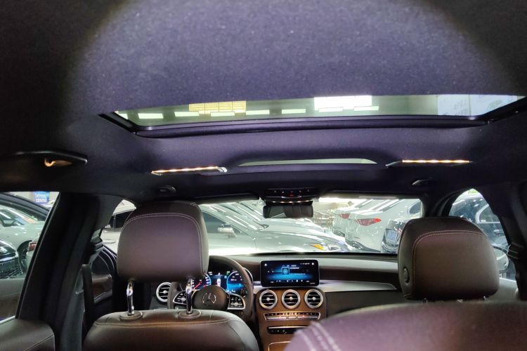 奔驰GLC 2021款 GLC 300 L 4MATIC 动感型局部细节22