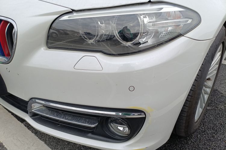 宝马5系 2014款 525Li 领先型局部细节36