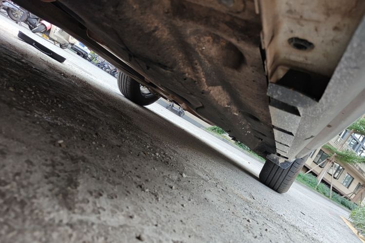 林肯 冒险家 2022款 2.0T 两驱尊享版局部细节9004