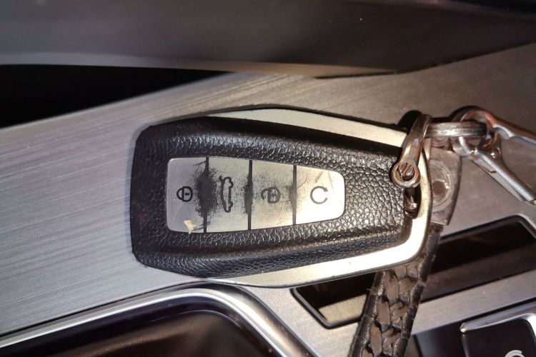 吉利汽车 缤越 2020款 PRO 240T DCT猎手中控内饰7001