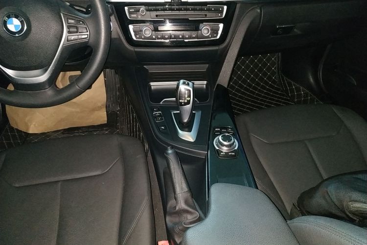 宝马3系 2016款 320Li 时尚型局部细节18