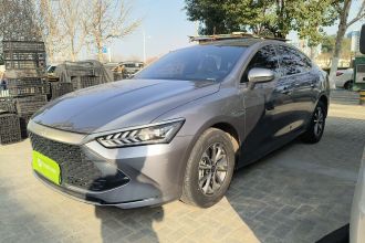 比亚迪 秦PLUS 2024款 荣耀版 DM-i 55KM领先型