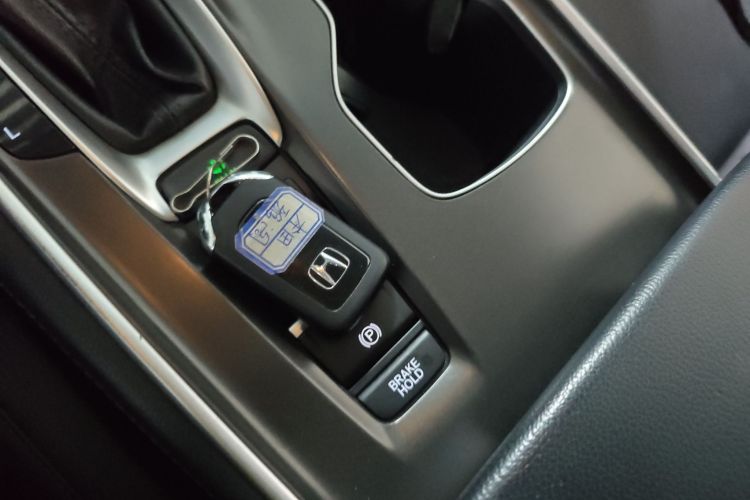 本田 雅阁 2018款 260TURBO 豪华版 国V中控内饰7001