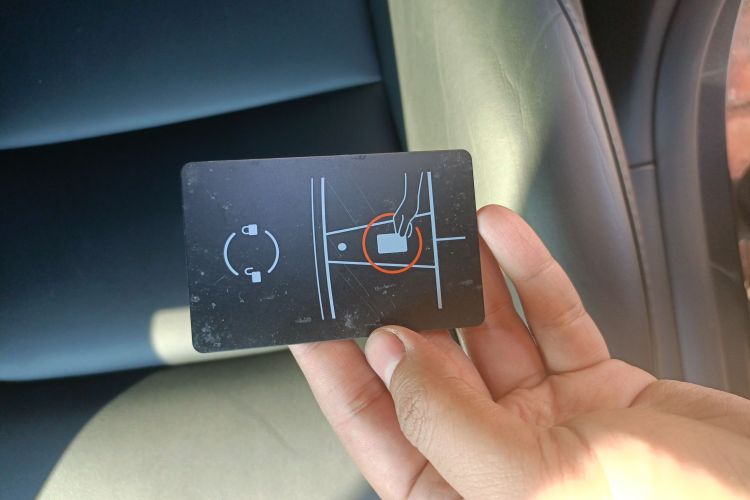 特斯拉 Model Y 2024款 后轮驱动版中控内饰11