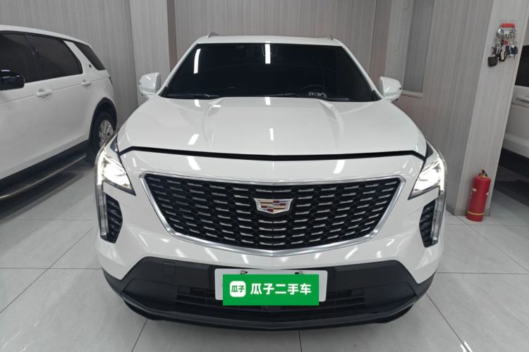 凯迪拉克XT4 2021款 28T 两驱技术型车身外观2