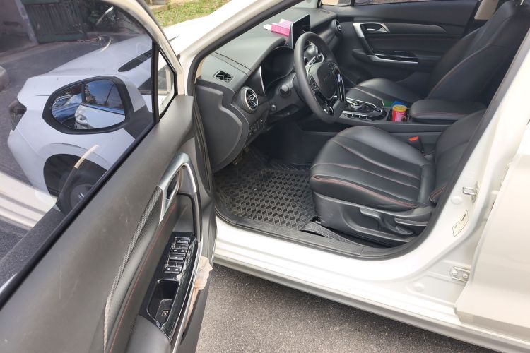 北京汽车 北京EU5 2022款 网约出行版中控内饰7002