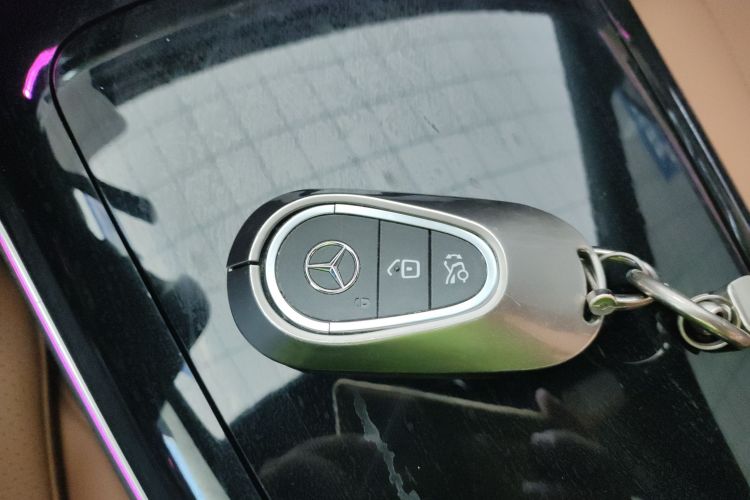 奔驰E级 2025款 改款 E 260 L中控内饰11