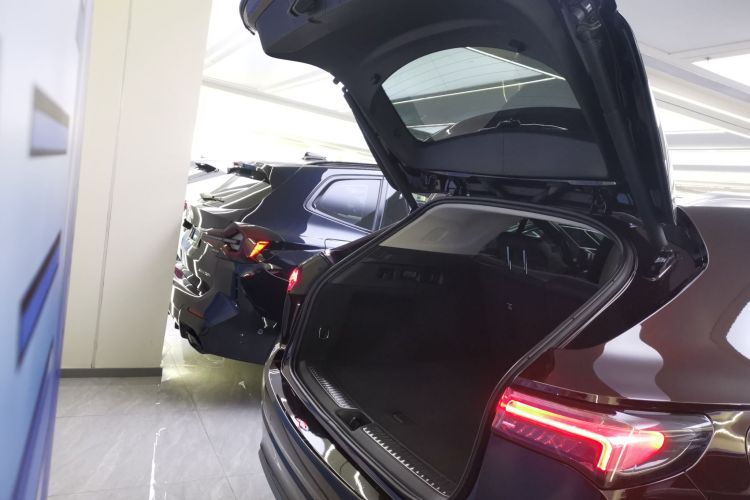 别克 2020款 昂科威S 652T 四驱Avenir艾维亚机舱底盘23