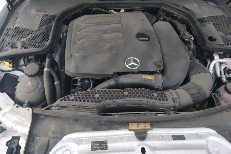 奔驰C级 2021款 C 260 L 运动星耀臻藏版机舱底盘24