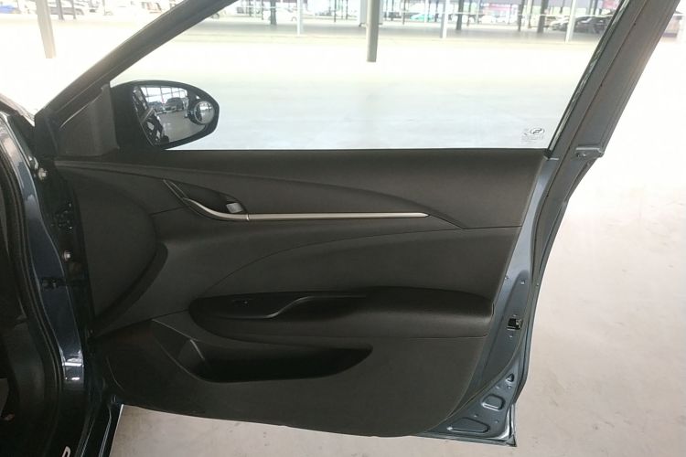 别克 英朗 2021款 改款 典范 1.5L 自动精英型中控内饰7005