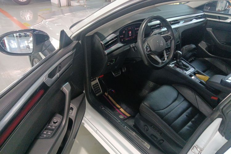 一汽-大众CC 2023款 380TSI 夺目版中控内饰20