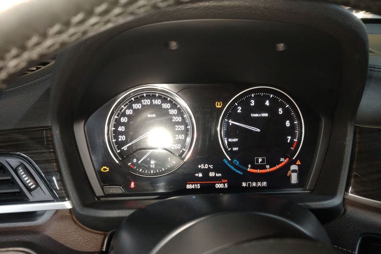 宝马X1 2020款 xDrive25Li 尊享型局部细节14