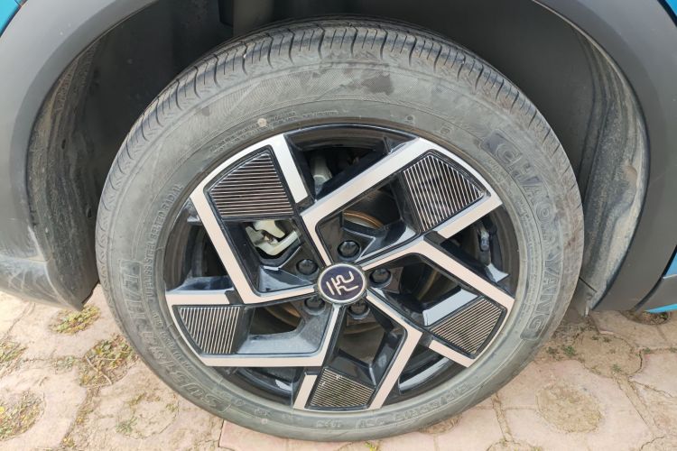 比亚迪 元PLUS 2023款 冠军版 510KM 超越型车身外观6008