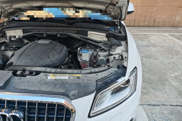 奥迪Q5 2016款 40 TFSI 技术型局部细节9006