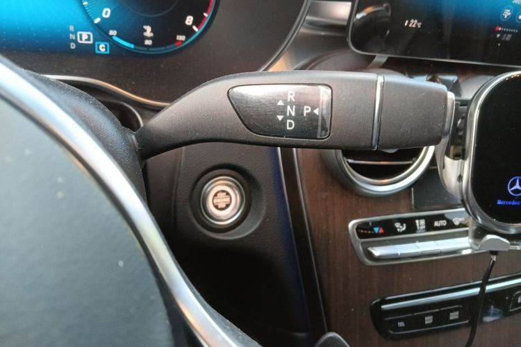 奔驰GLC 2021款 GLC 300 L 4MATIC 动感型中控内饰18