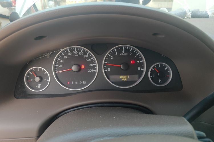 别克GL8 2014款 2.4L 经典版局部细节14