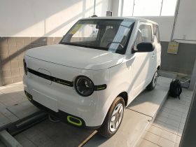 吉利银河 熊猫 2025款 210km 元气熊