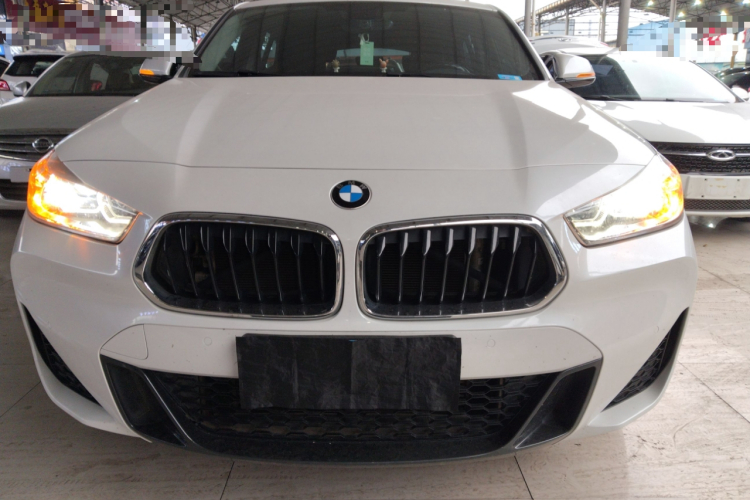 宝马X2 2021款 改款 sDrive25i M运动套装车身外观2