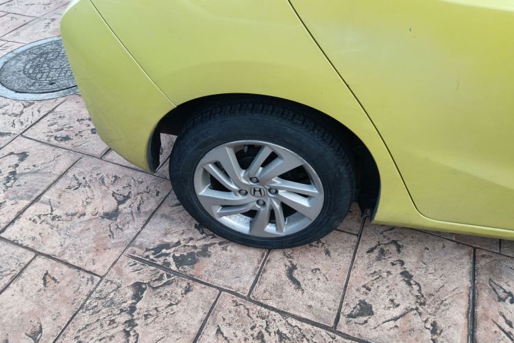 本田 飞度 2014款 1.5L SE CVT时尚型车身外观6008