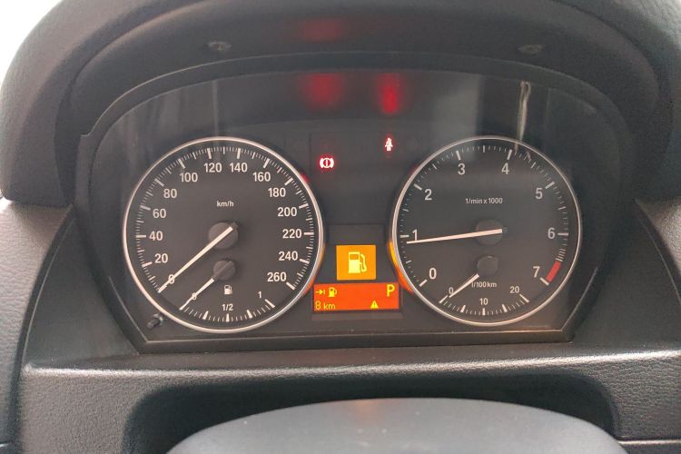 宝马X1 2014款 sDrive18i 领先型中控内饰14