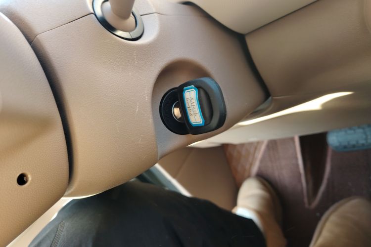 五菱汽车 宏光MINIEV 2025款 四门版 进阶款中控内饰7001