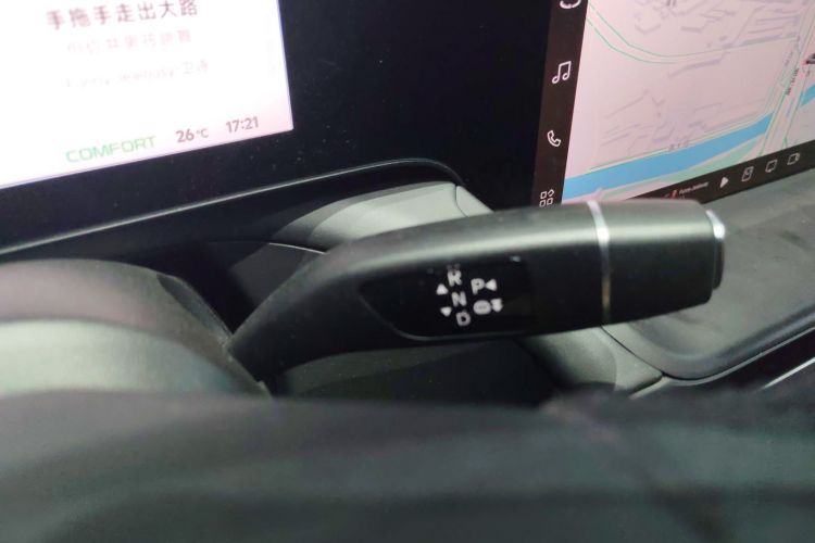 小鹏P7 2023款 P7i 702 Pro局部细节18