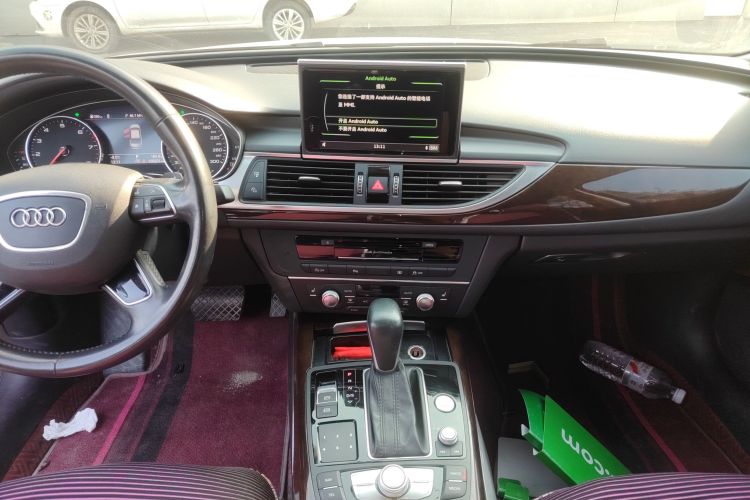 奥迪A6L 2017款 30 FSI 舒适型中控内饰16