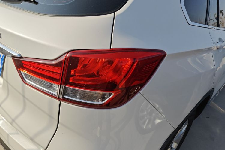 汉腾汽车 汉腾X7 2020款 X7S 1.5T 自动智领型车身外观9