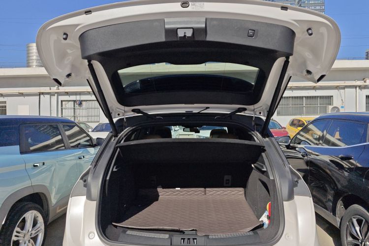 林肯 冒险家 2020款 2.0T 四驱尊雅版机舱底盘23