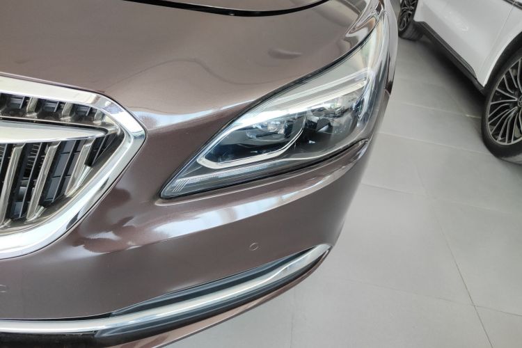 别克 君越 2018款 28T 精英型车身外观36