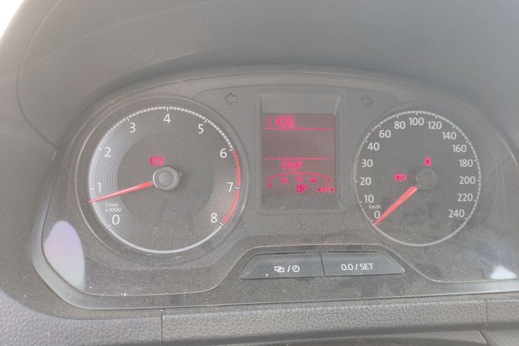 大众 捷达 2017款 1.4L 手动时尚型中控内饰14