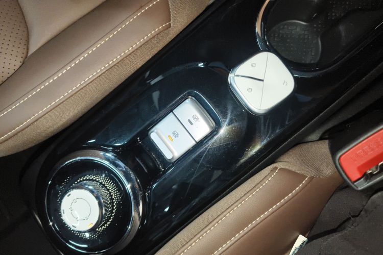 五菱汽车 五菱缤果 2024款 333km 悦享款中控内饰7001