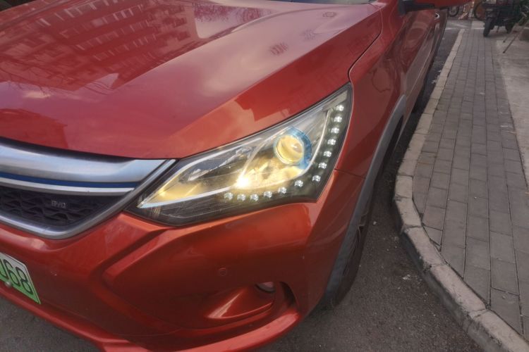 比亚迪 宋新能源 2017款 宋EV300 尊贵型局部细节36