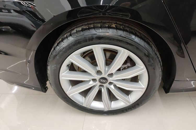 奥迪A6L 2024款 45 TFSI 臻选动感型车身外观6008