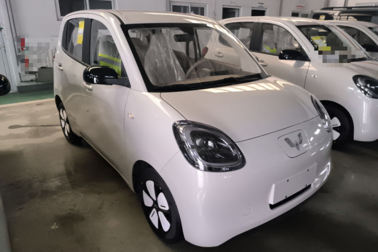 五菱汽车 宏光MINIEV 2025款 四门版 进阶款车身外观3