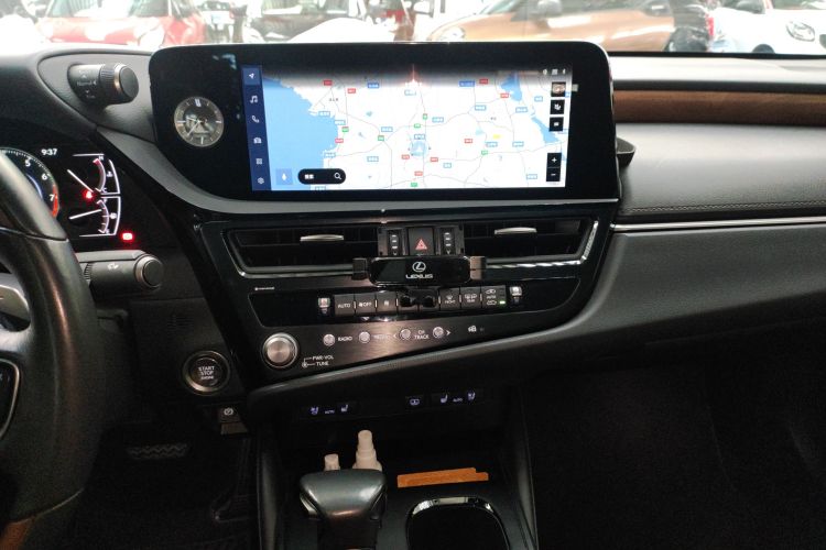 雷克萨斯ES 2022款 200 豪华版中控内饰16