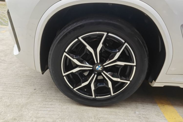 宝马X3 2022款 改款 xDrive25i M运动套装车身外观6007