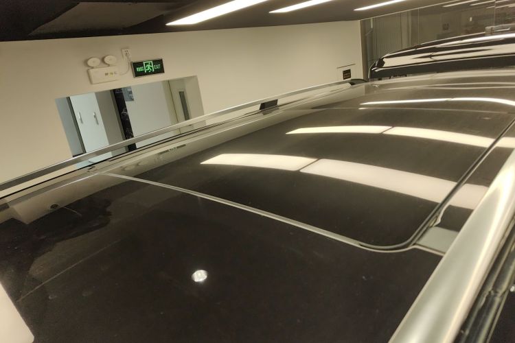 奔驰V级 2021款 V 260 领航版车身外观57