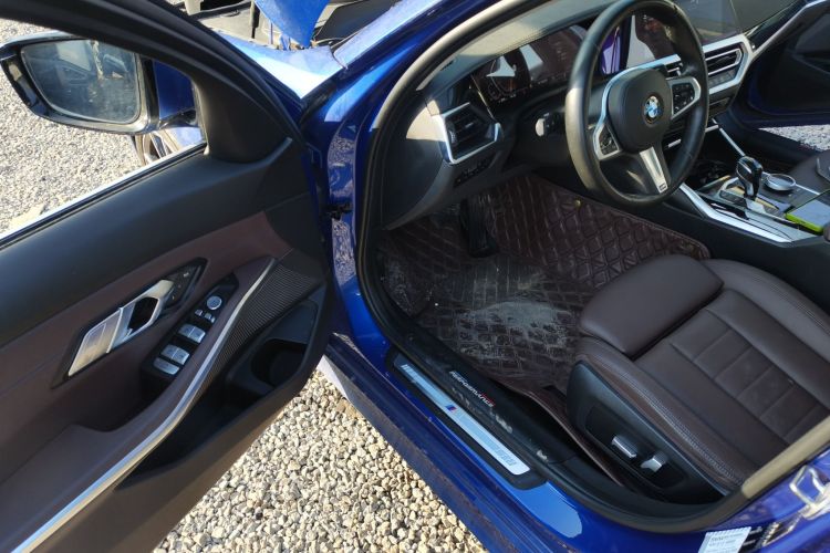 宝马3系 2020款 320Li M运动套装中控内饰7003