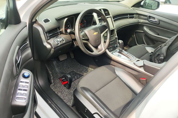 雪佛兰 迈锐宝 2014款 1.6T 自动舒适版中控内饰20