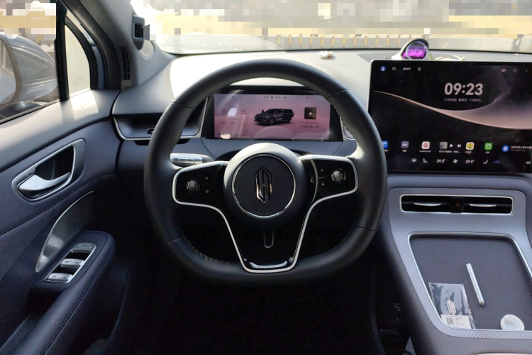 鸿蒙智行 尚界H5 2025款 纯电 Pro 长续航中控内饰13